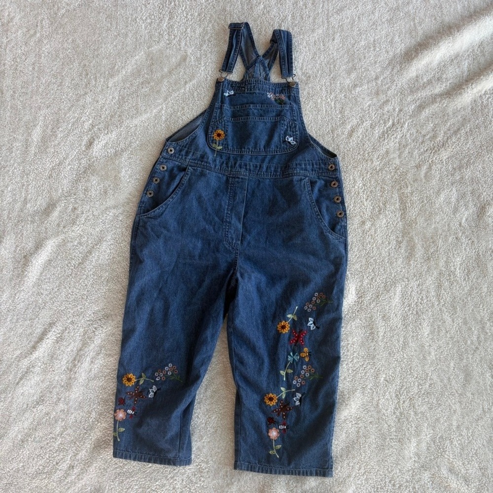 Agapo Blue Denim Floral Embroidered Overalls Size M Bees Butterflies Cropped